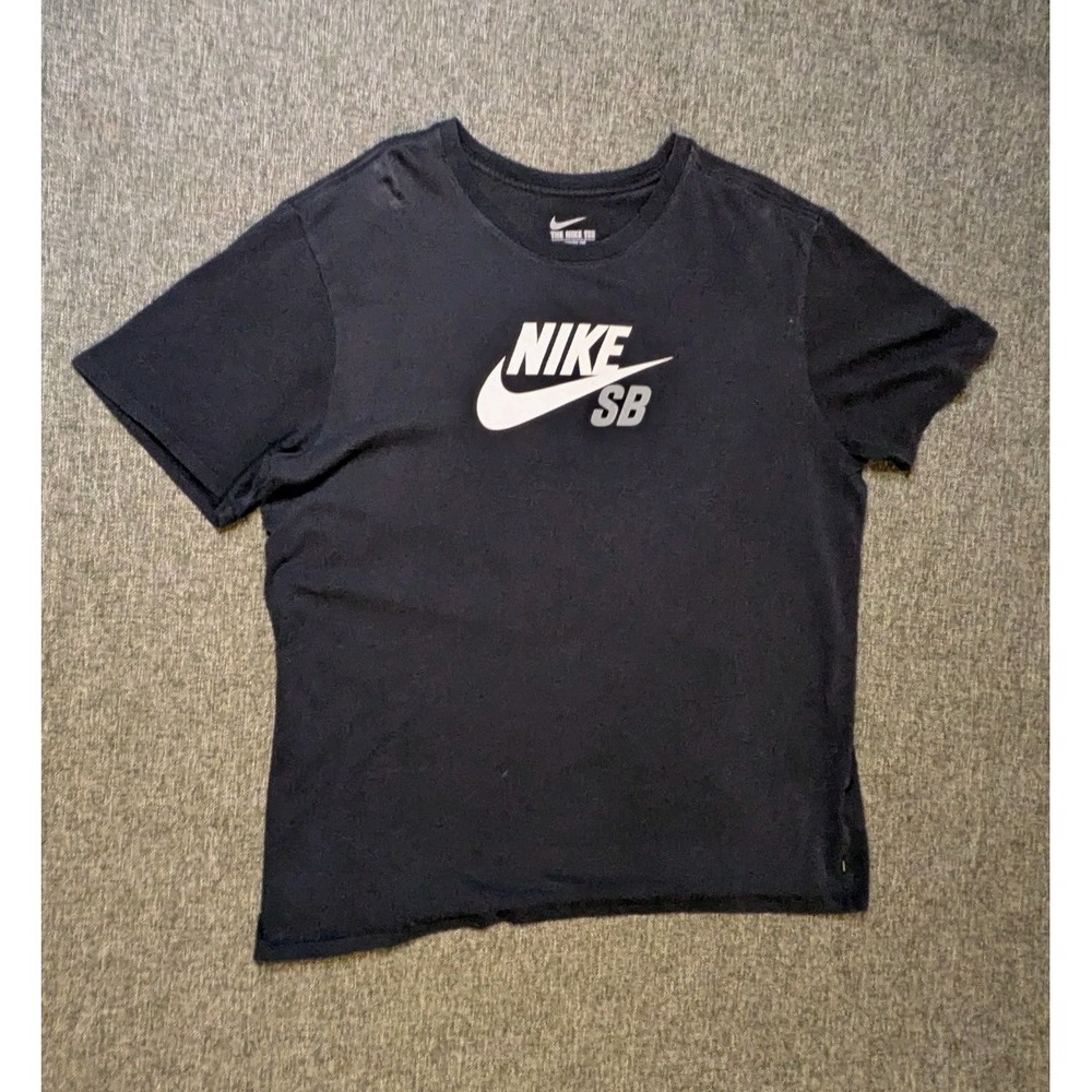 Nike SB The Nike Tee Men's XL Dri Fit T Shirt Graphic Large Swoosh Logo Tee